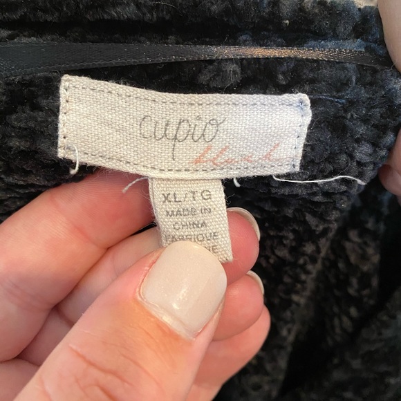 chenille black crew neck sweater - Picture 4 of 4